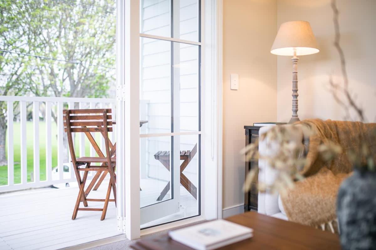 Parkside Heritage Retreat 3-Bedroom Terrace Charm クライストチャーチ エクステリア 写真
